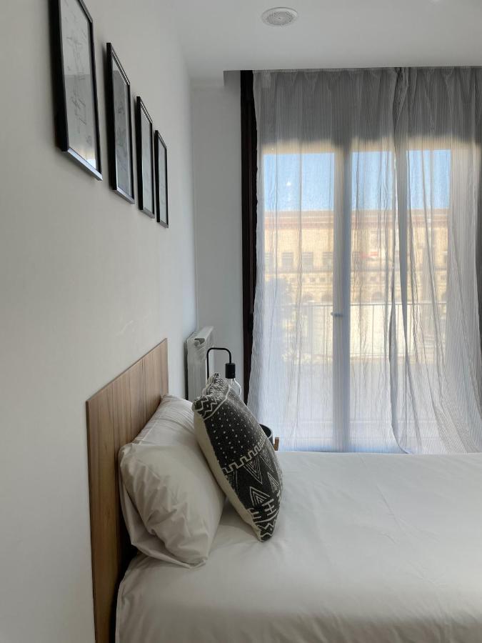 サラゴサAz El Balcon A La Basilicaアパートメント エクステリア 写真